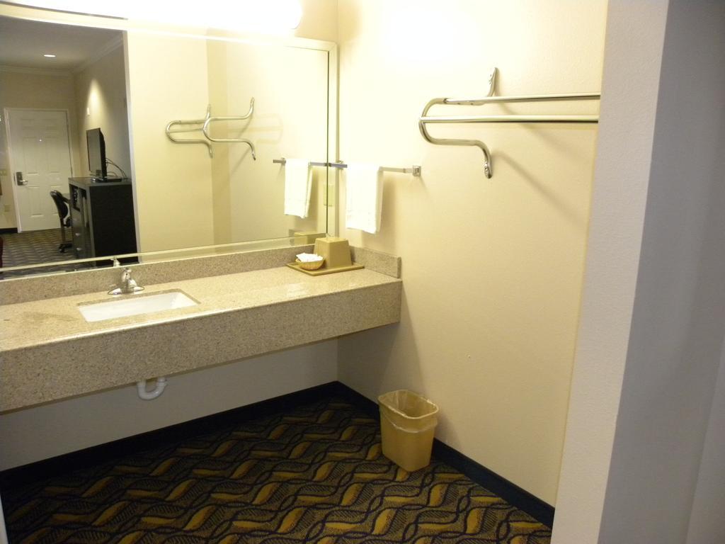 Palace Inn Kingwood Humble Kamer foto